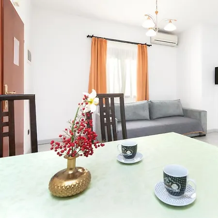 Apartamento Mara *