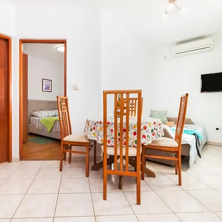 Mara דירה רוביני