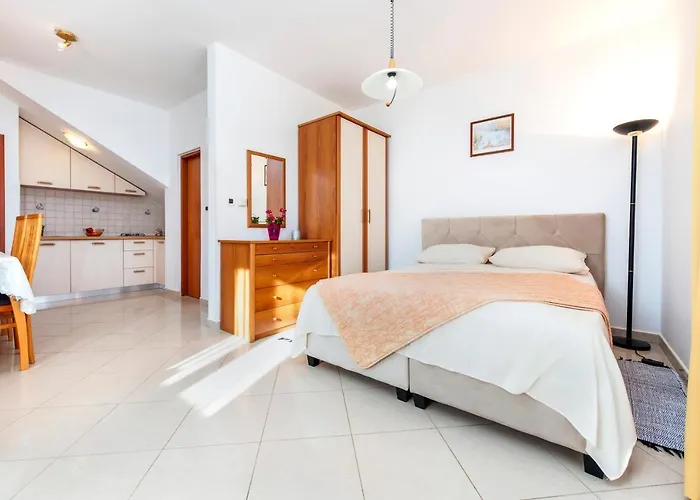 Mara 아파트 로비니