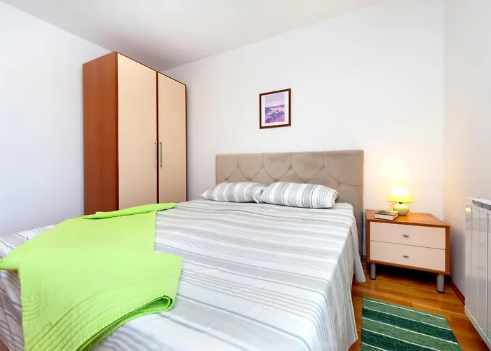 Mara 아파트 로비니