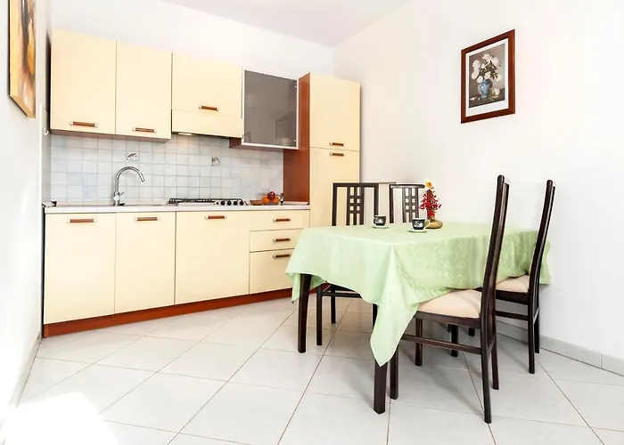 Mara 아파트 로비니