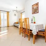 Mara Apartmán *
